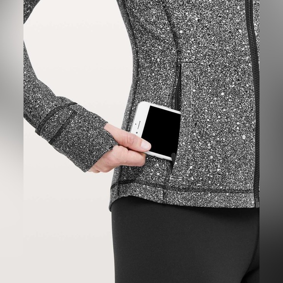 SOLD Lululemon Hooded Define Jacket *Nulu in Luminesce Splatter White Black - Picture 4 of 8